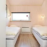 Semesterbostad 5 Star Holiday Home In Grossenbrode *