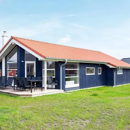 In With Bubble Bath Tatil Evi Großenbrode