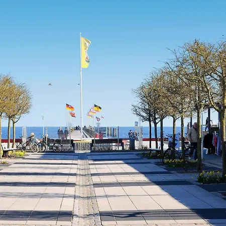 In With Bubble Bath Tatil Evi Großenbrode